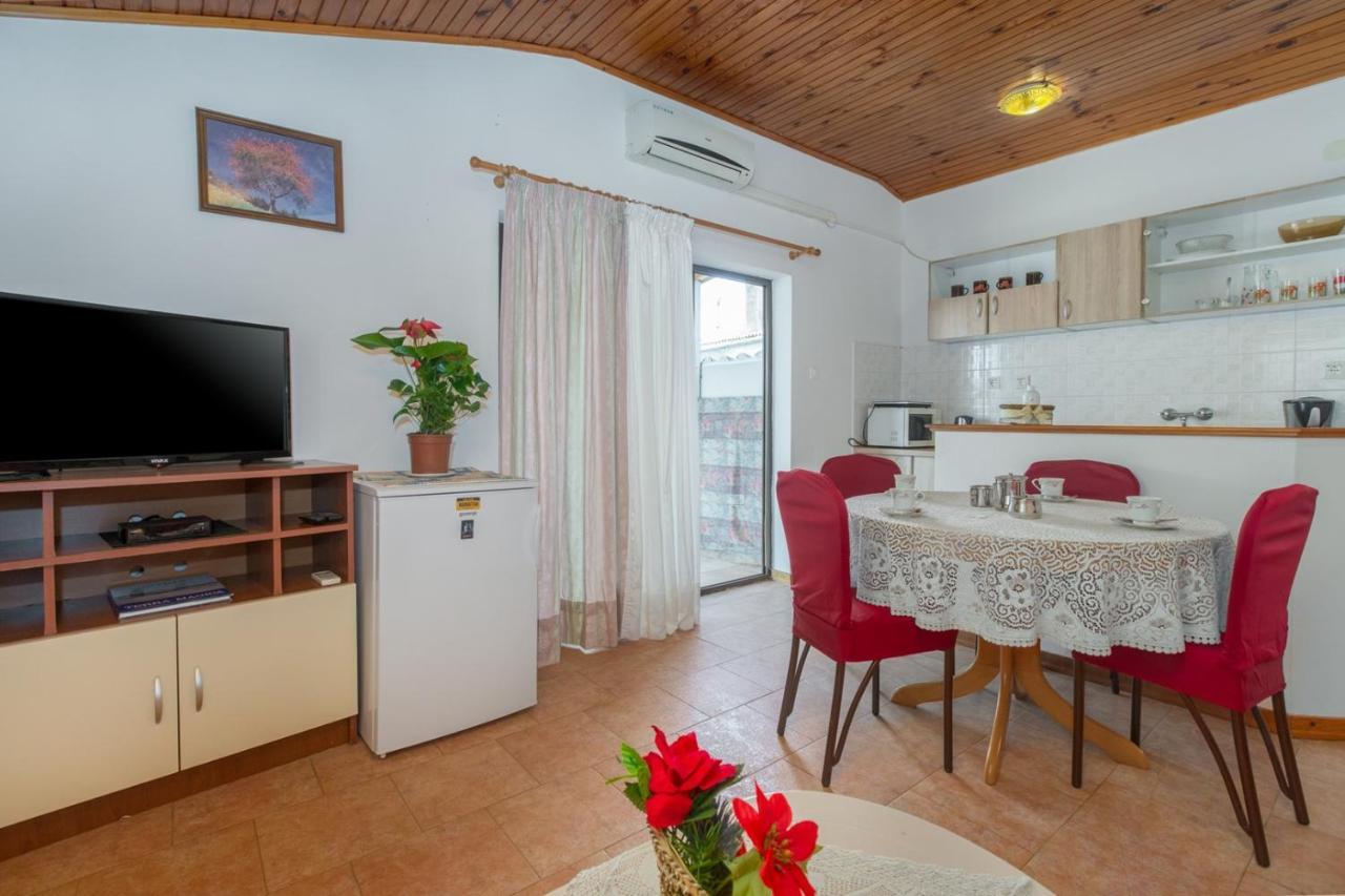 Apartman Ana Пореч Екстер'єр фото