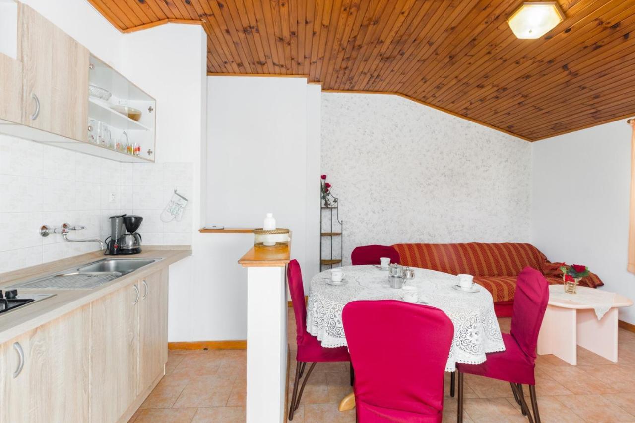 Apartman Ana Пореч Екстер'єр фото