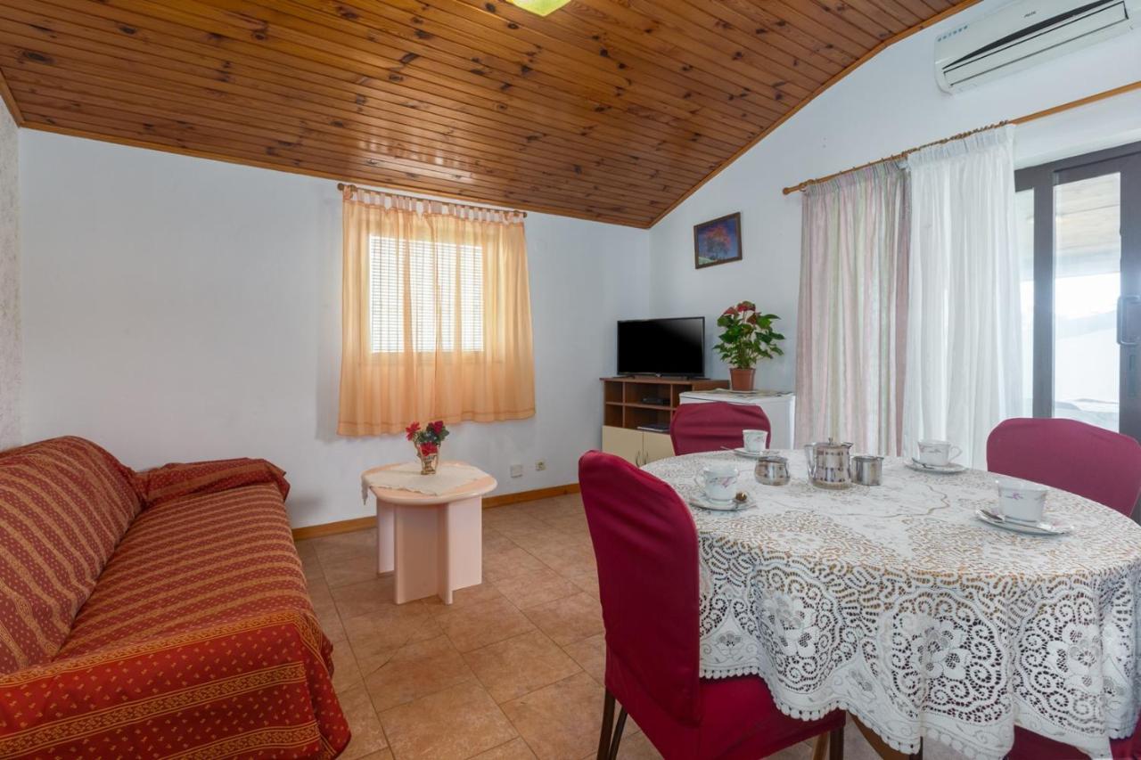 Apartman Ana Пореч Екстер'єр фото